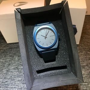 Nixon Time Teller Blue